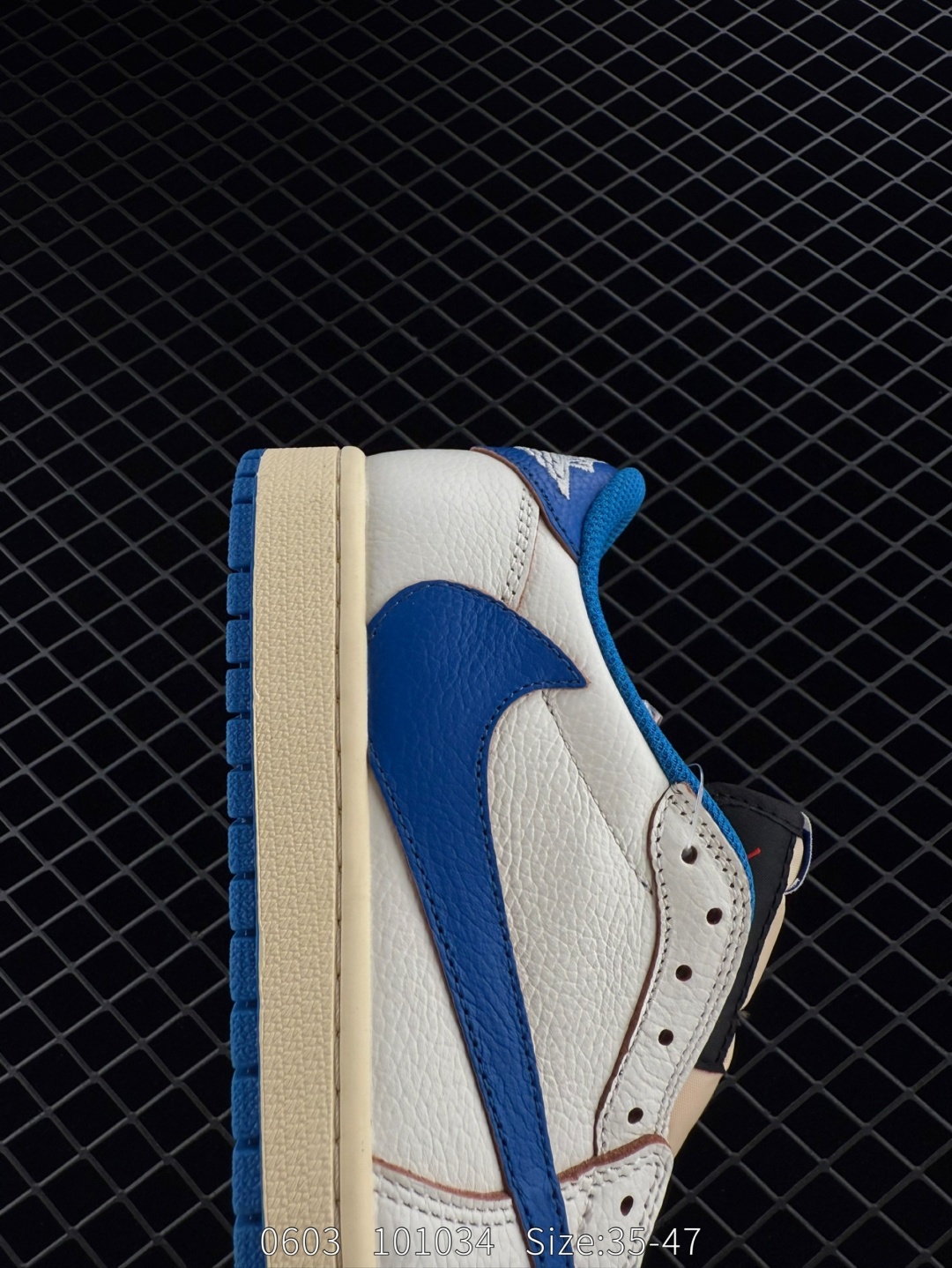Travis Scott x Fragment Design x Air Jordan 1 Low